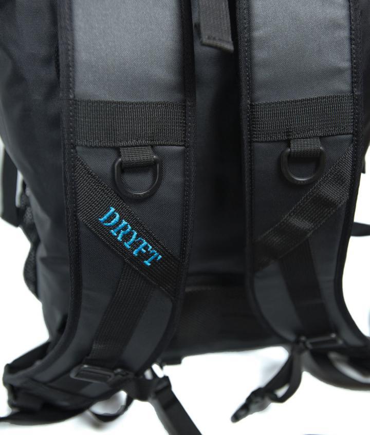 BKCNTRY fishing pack straps